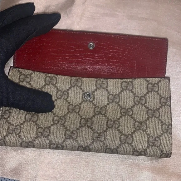 Gucci Tan coated canvas wallet  Signature Monogram Great condition authentic - Picture 13 of 15